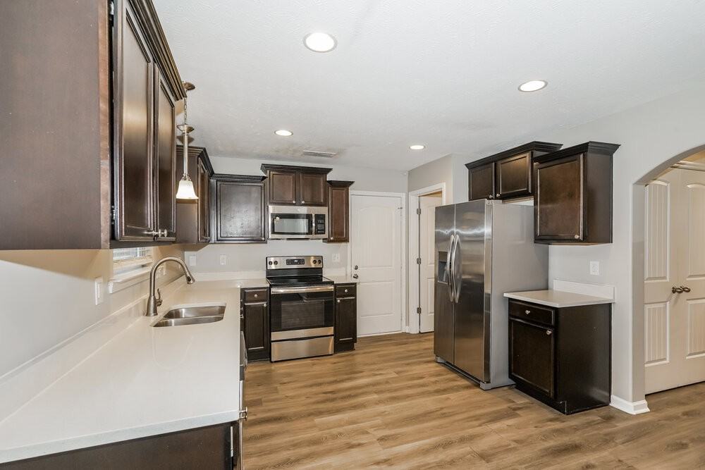 1732 Elijah Ryan Dr - Photo 7 of 17