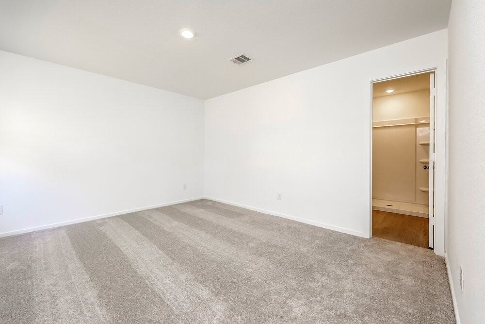 1531 Sunset Ridge Dr - Photo 7 of 16