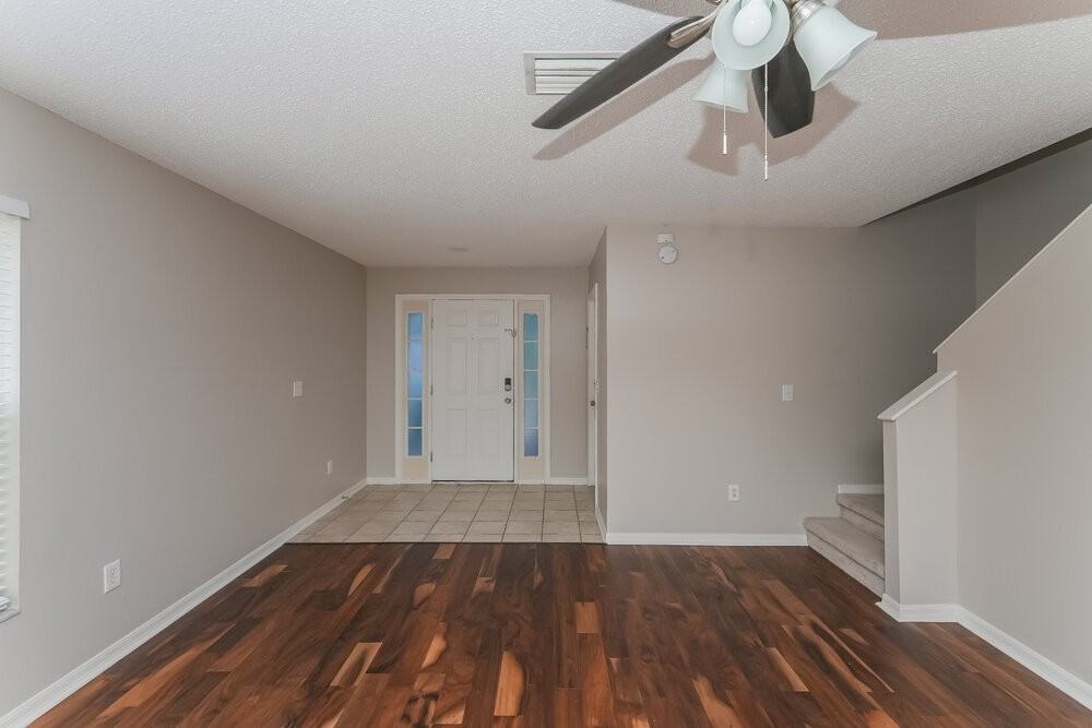 6637 Summer Haven Dr - Photo 4 of 17