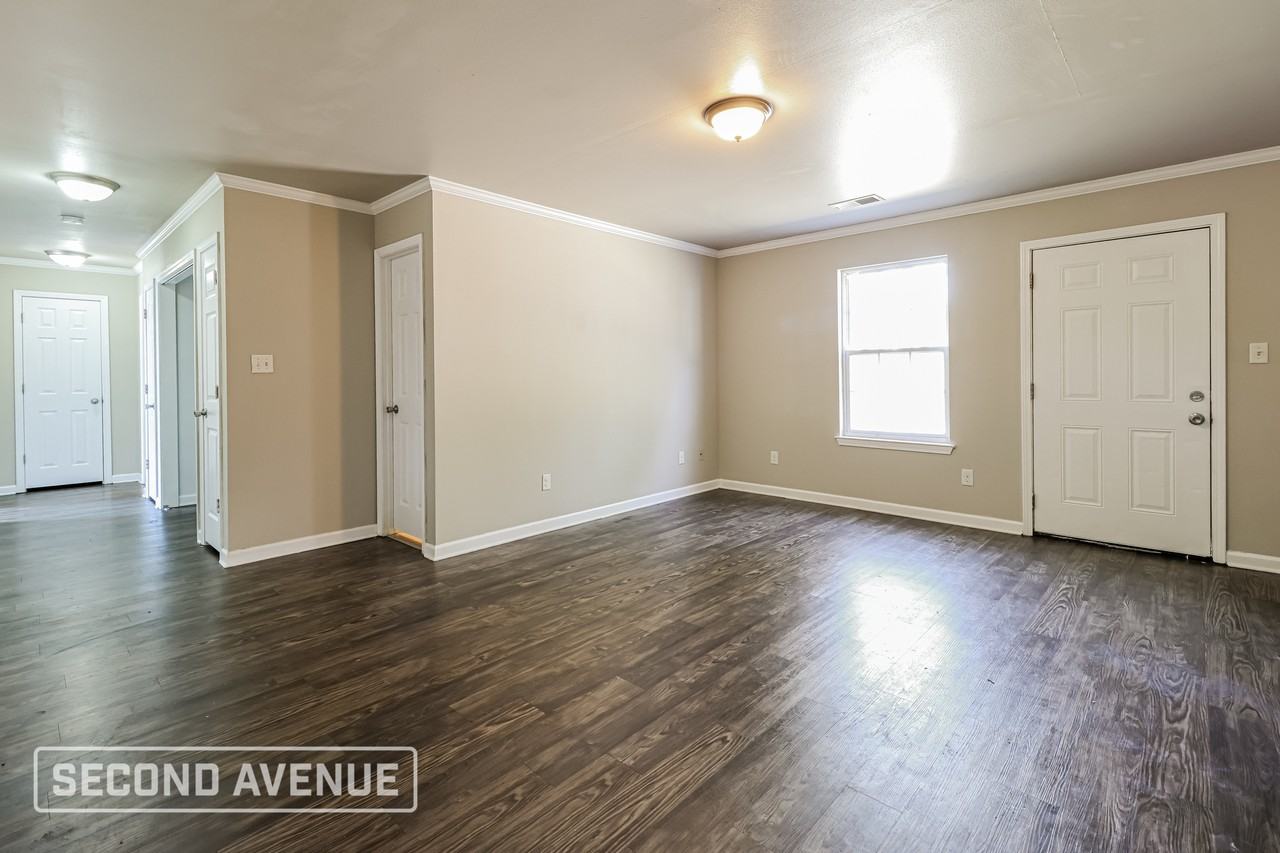 203 Glen Oaks Dr - Photo 5 of 26
