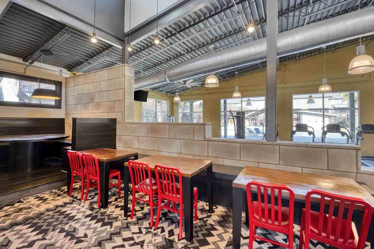 The Thompson | Student Housing - Photo 3 of 32