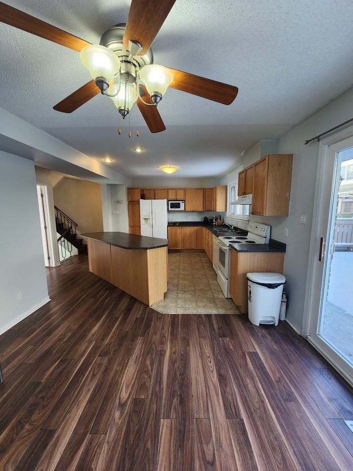 134 Monterey Drive - 1 - Photo 2 of 22