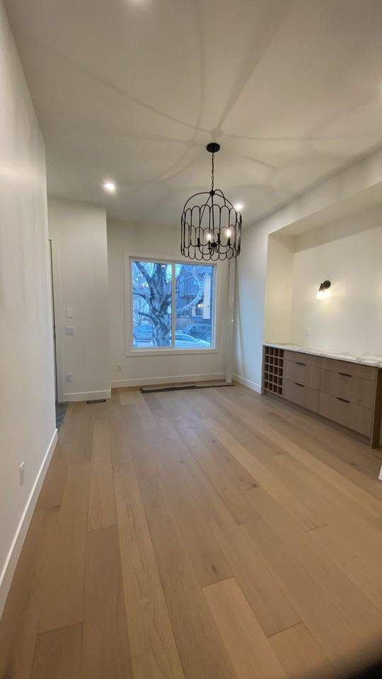 1416 27 St Sw - Photo 2 of 10