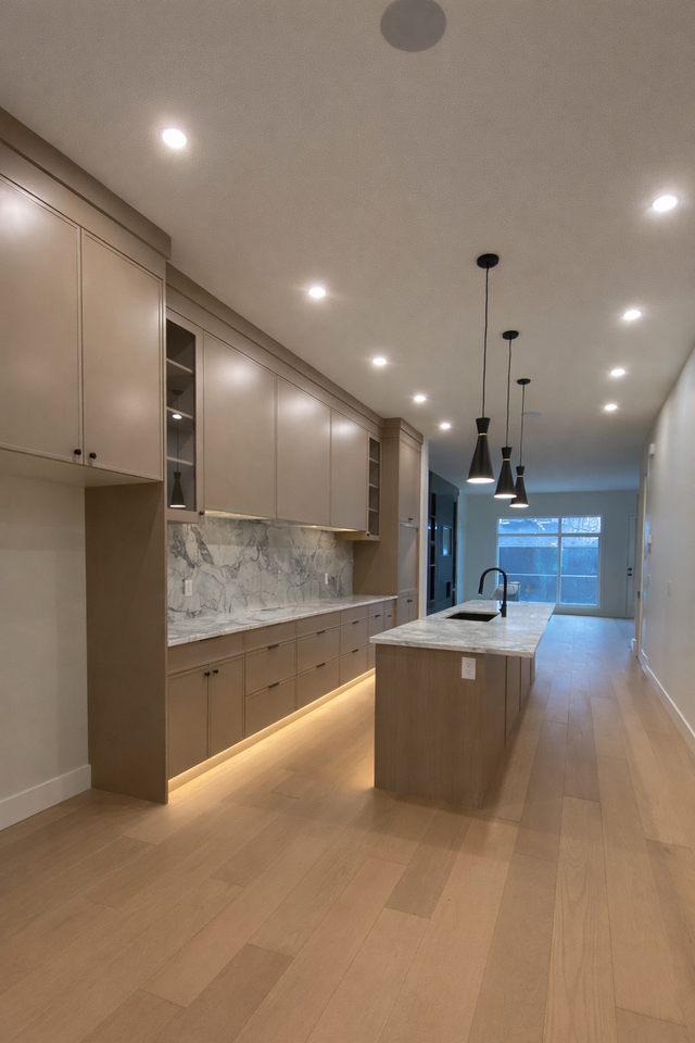 1416 27 St Sw - Photo 4 of 10