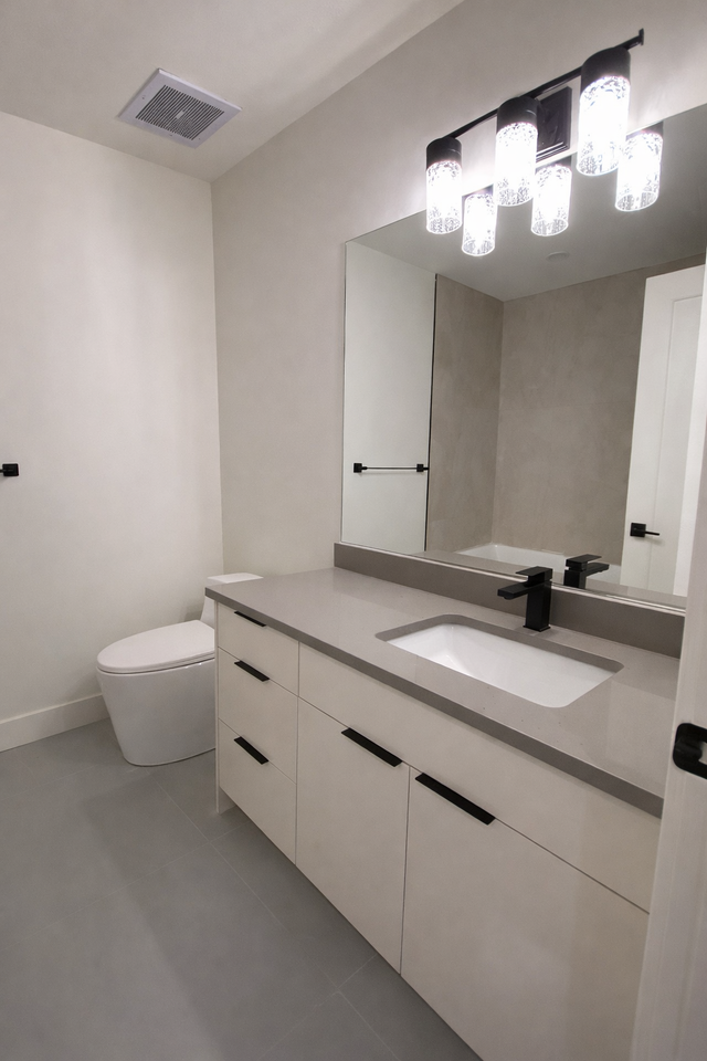 1416 27 St SW - Photo 4 of 4