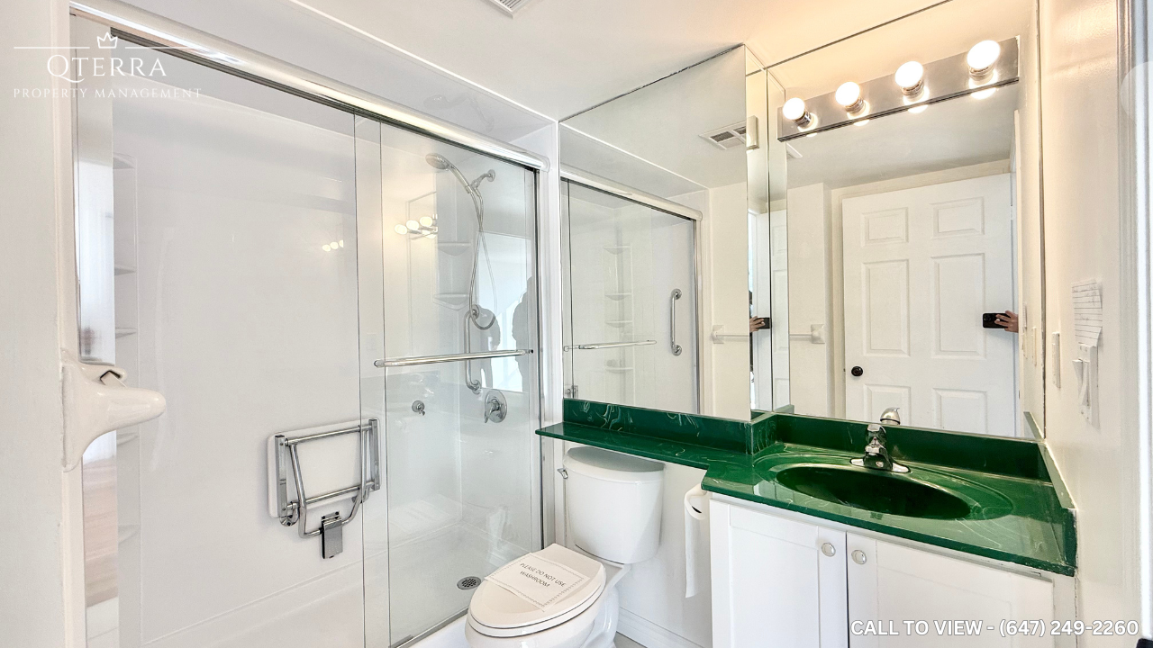 311 Richmond St E - Photo 7 of 9