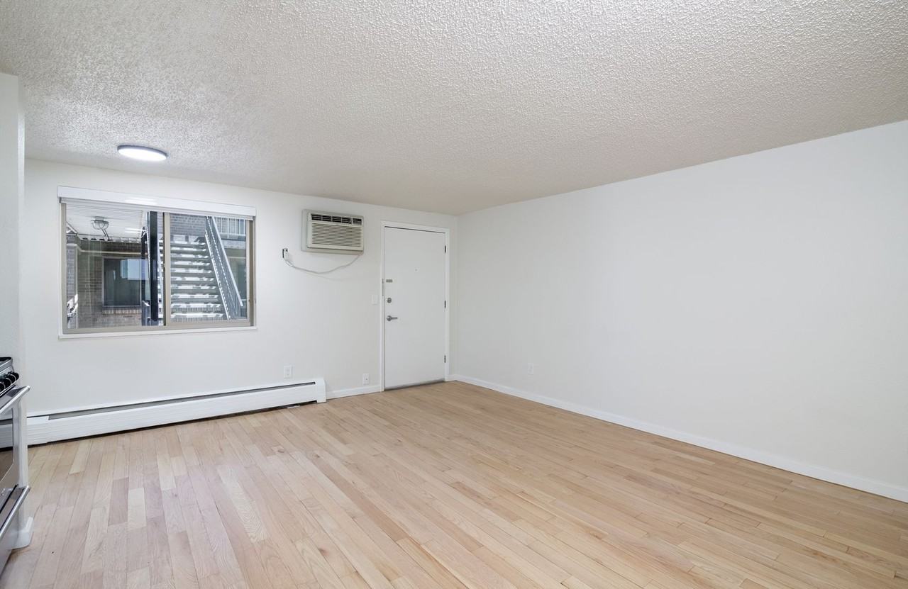 Miner Court - Photo 3 of 38