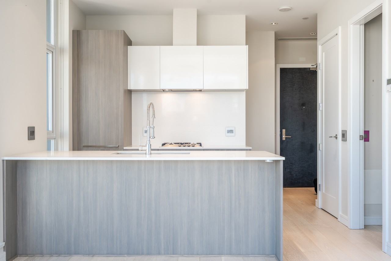 1221 Bidwell St - Photo 6 of 50