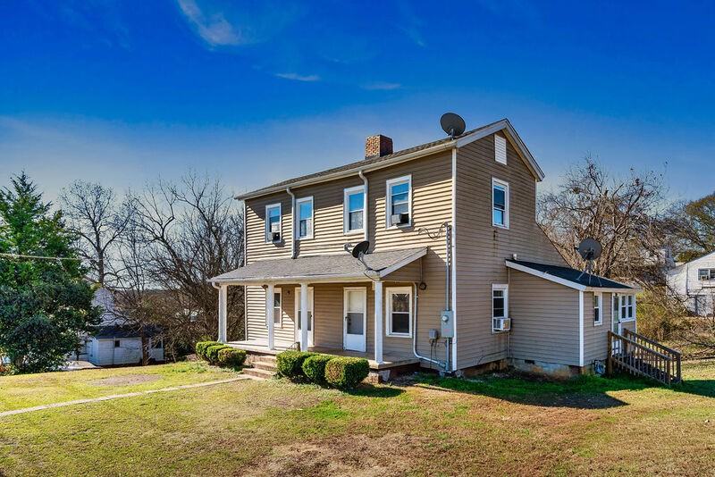 104 Drugstore St - Photo 3 of 20