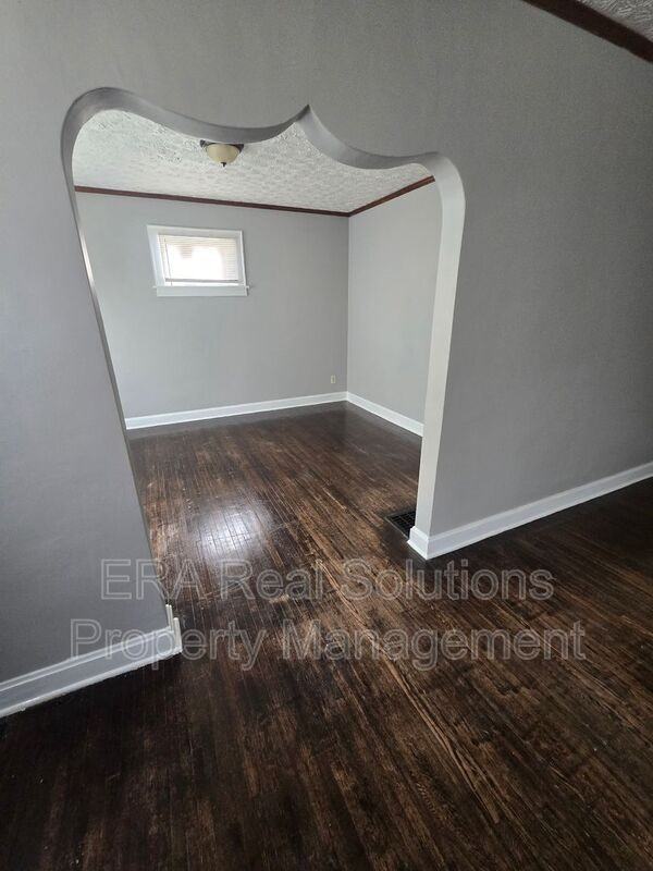 1835 Walsh Ave - Photo 6 of 19