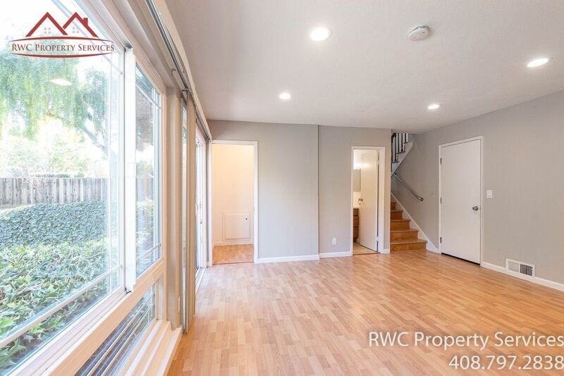 1050 Oaktree Dr - Photo 3 of 27