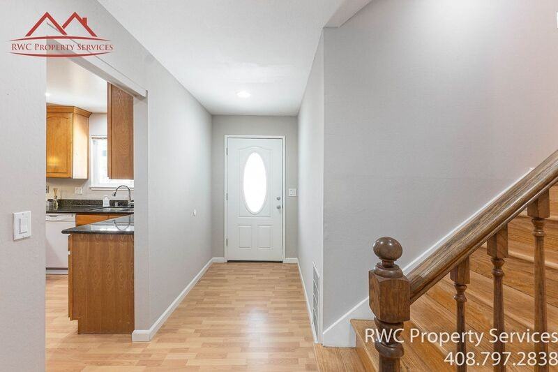 1050 Oaktree Dr - Photo 6 of 27