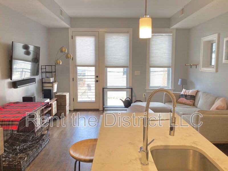 4126 8th St Nw #4 - Photo 7 of 14