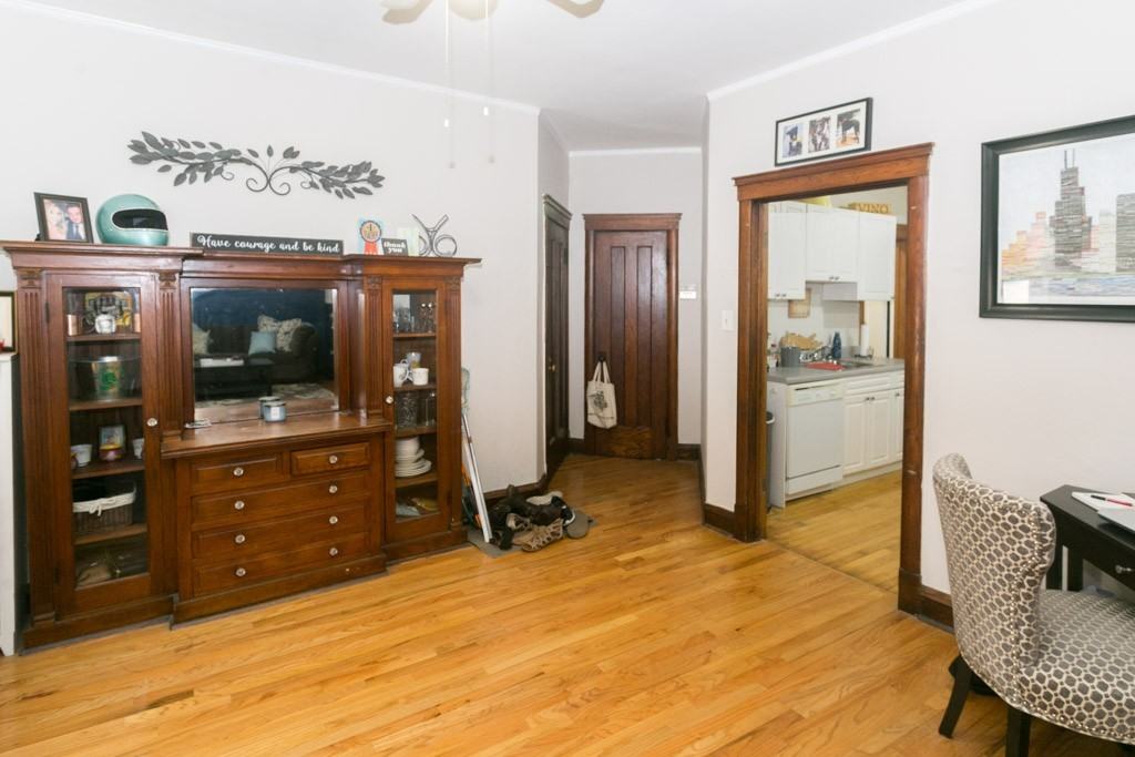 3606 W Grace St #1 - Photo 7 of 18