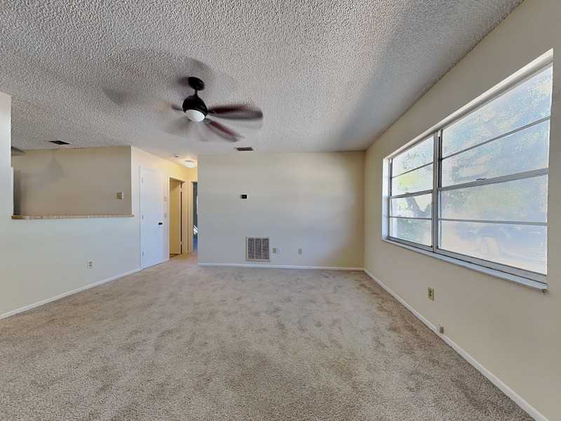 15696 Bolesta Rd #B - Photo 7 of 16