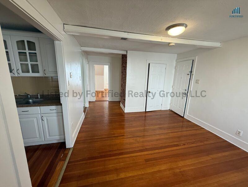 498 Whipple St #3S - Photo 4 of 13