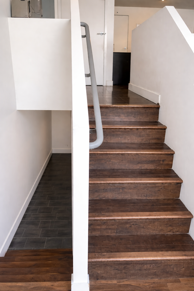 232 East 6th Avenue - Photo 4 of 18