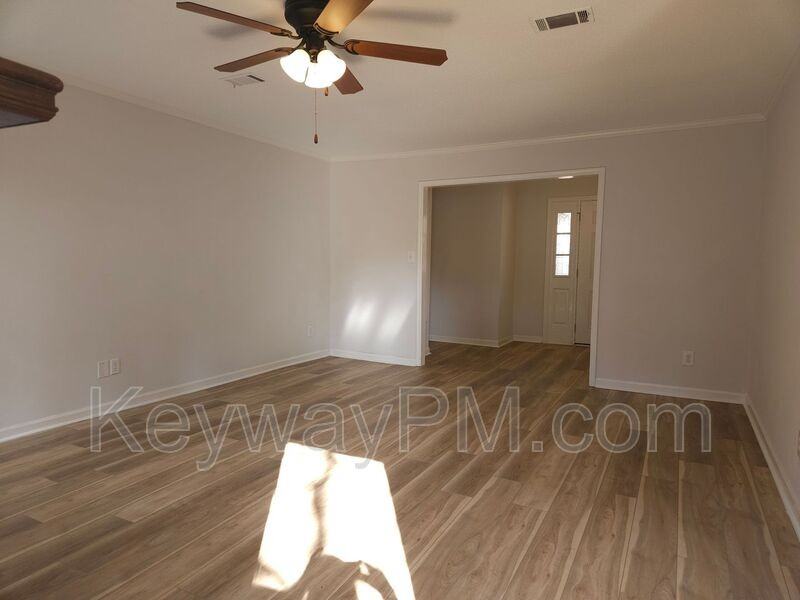 4756 Red Leaf Way - Photo 6 of 33