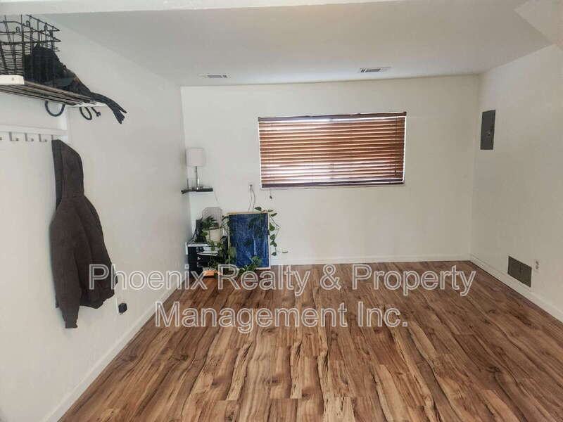 1809 S Pratt Pkwy - Photo 7 of 16