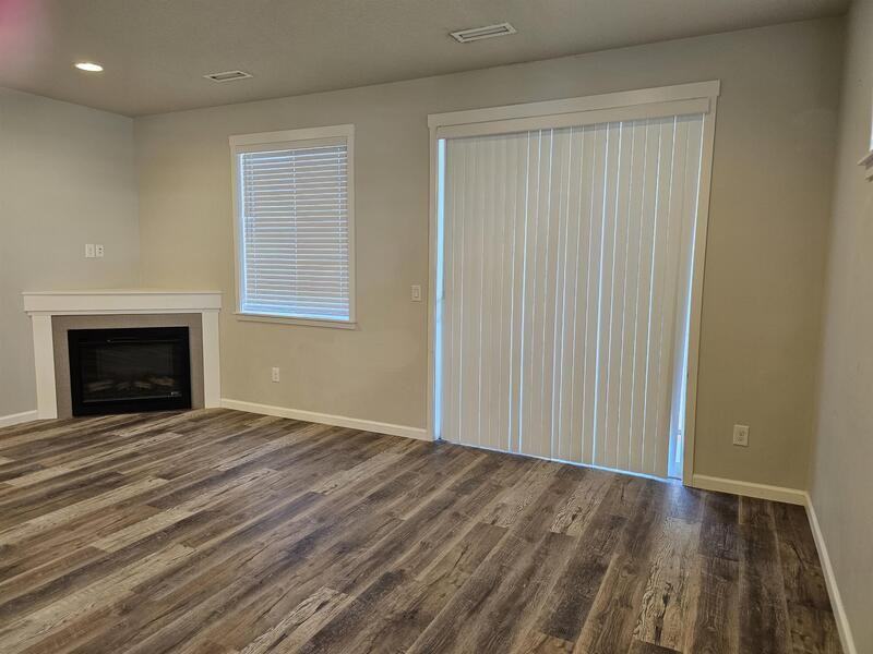 5724 Ne 58th Way - Photo 2 of 28