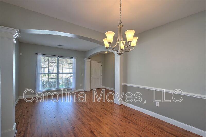 823 Terrace Creek Dr - Photo 6 of 30