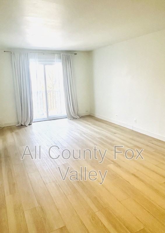 1930 Kenilworth Cir #C - Photo 4 of 14