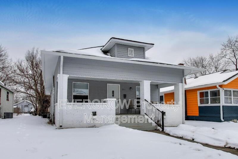 2021 Mansfield St - Photo 2 of 35