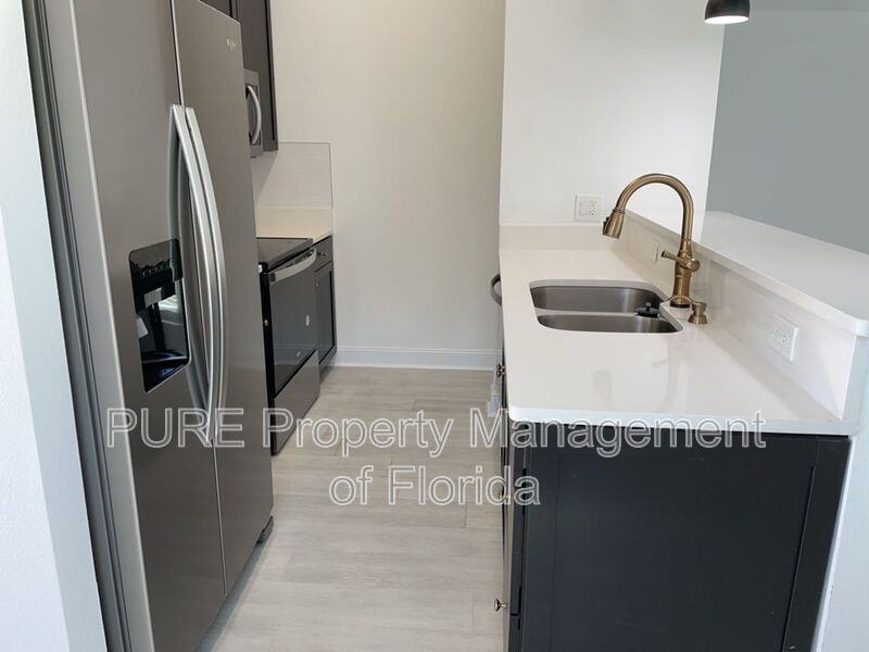 4451 Nw 2nd Ave - Photo 3 of 30