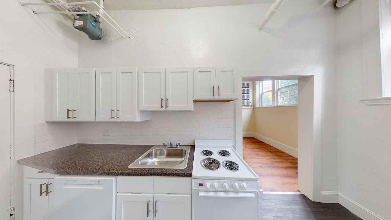 97 Brainerd Road - Photo 4 of 10