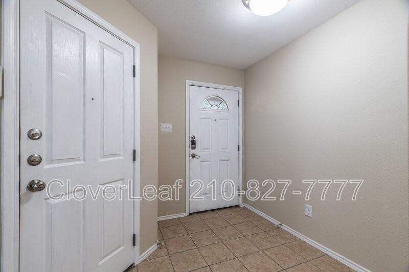 9810 Magnolia Run - Photo 5 of 36