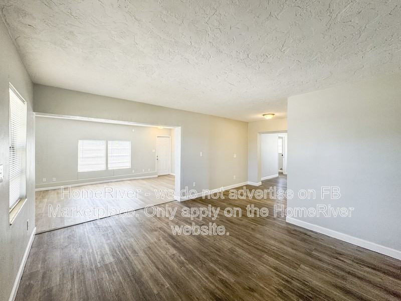 1104 Yale Ave - Photo 3 of 25