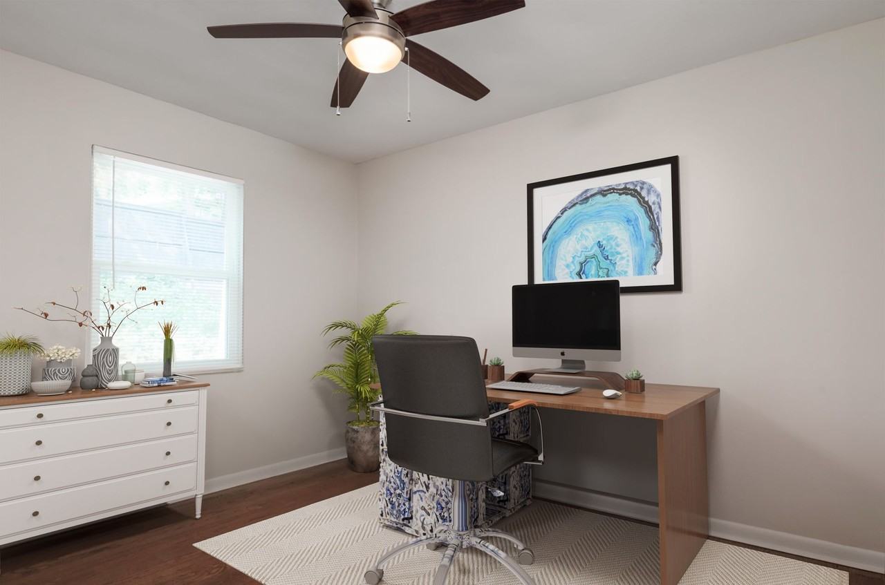 351 Hillcrest - Photo 4 of 24