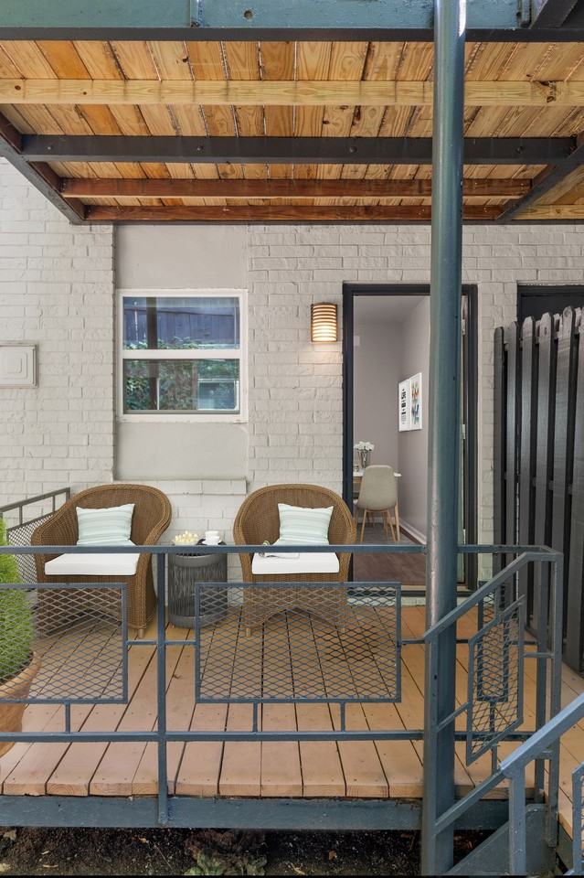 351 Hillcrest - Photo 7 of 24