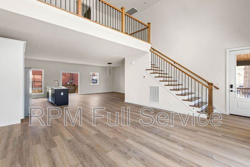 2134 25th Ave N - Photo 6 of 48