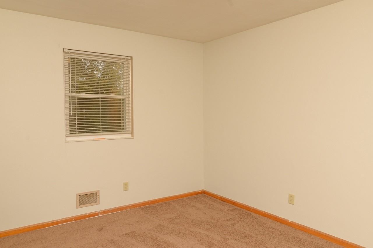 201 Ash / 1002 E Capitol - Photo 6 of 40