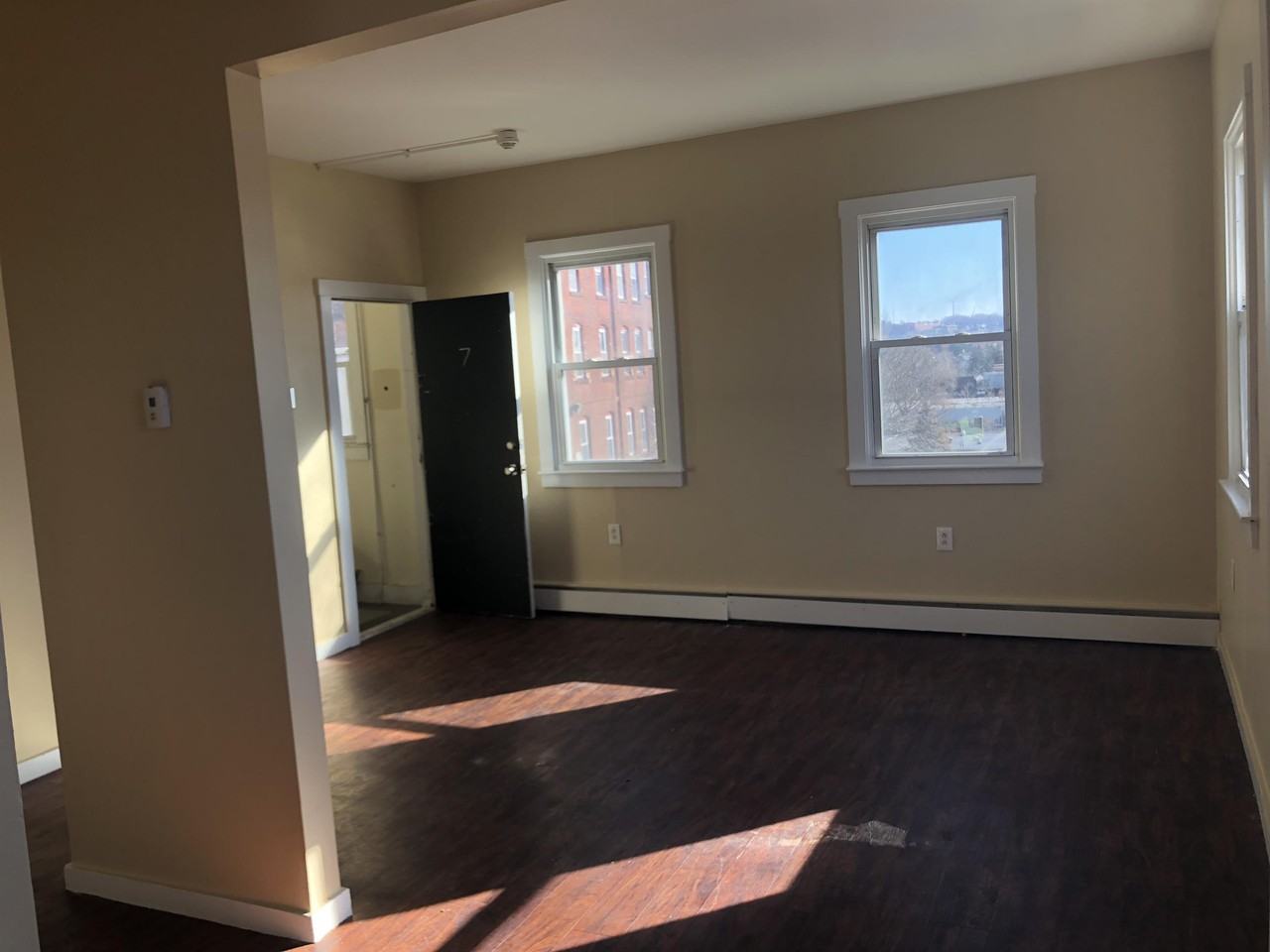 21 Sycamore St. - Photo 5 of 18