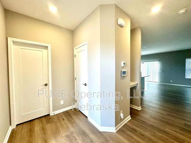 17451 Tucker St - Photo 2 of 46