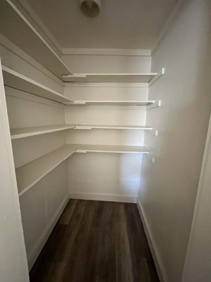 168-170 Spruce - Photo 4 of 10