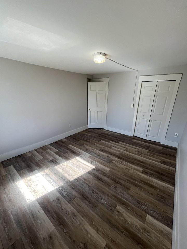 168-170 Spruce - Photo 5 of 10