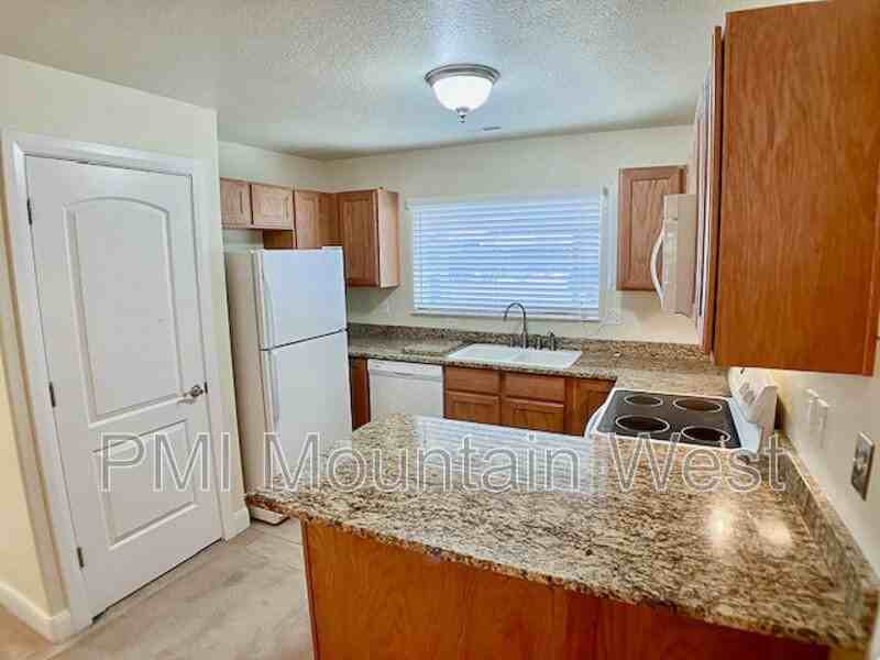 2779 Ws #E25 - Photo 2 of 30