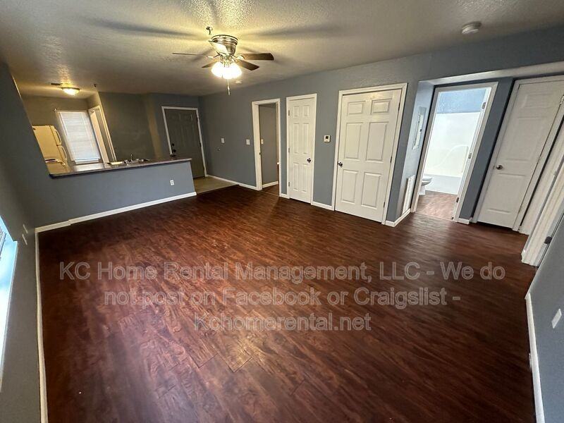 1006 W Royle St #E - Photo 4 of 26