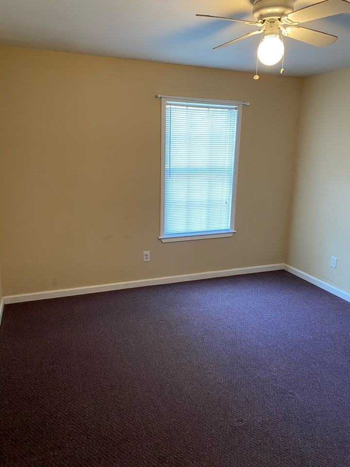 713 21st Street North - Photo 4 of 30