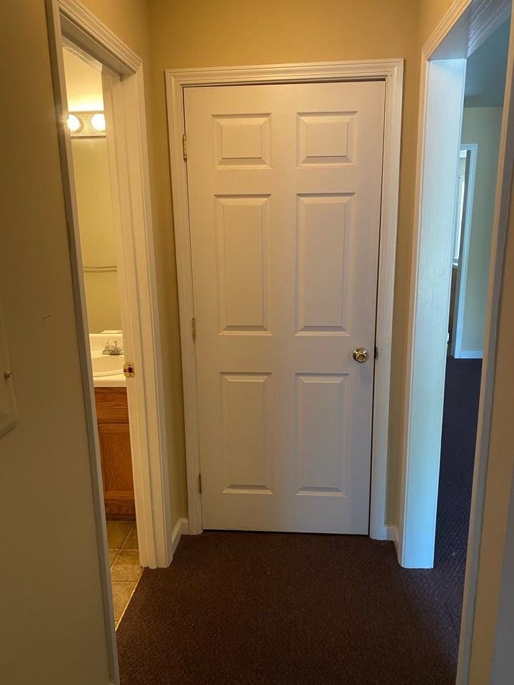 713 21st Street North - Photo 5 of 30