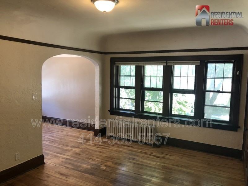 3047 S Howell Ave #8 - Photo 2 of 7