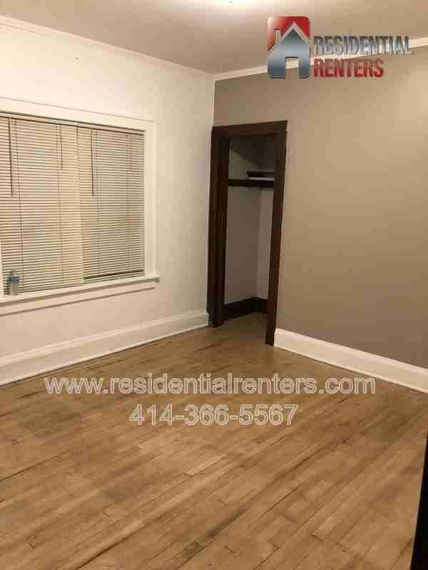 3047 S Howell Ave #8 - Photo 5 of 7