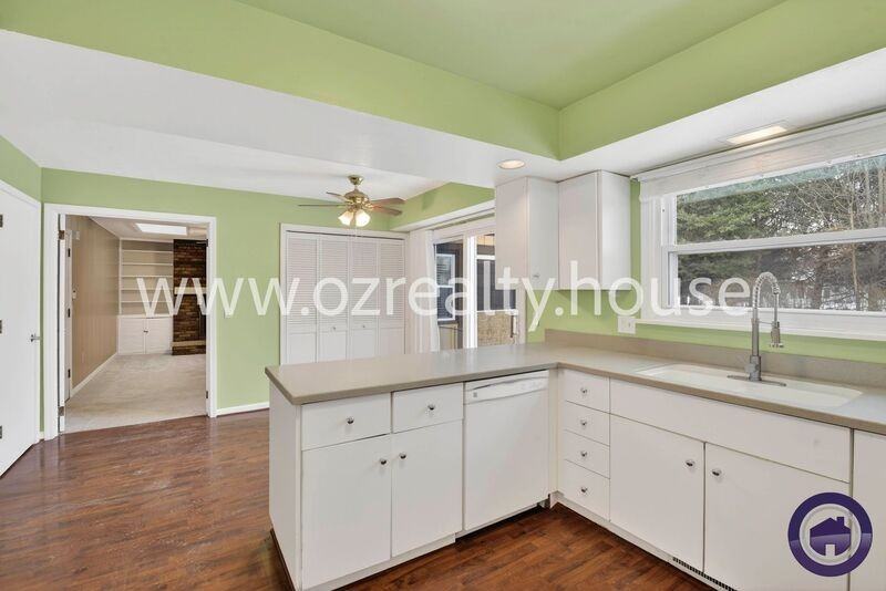 2417 Whitechapel Dr - Photo 6 of 19