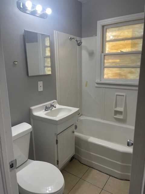 1123 N Harding  - NEW - Photo 2 of 11