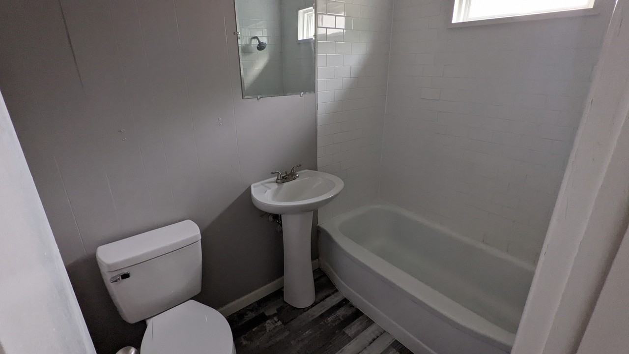 1033 S Vine - 3 - NEW - Photo 2 of 8