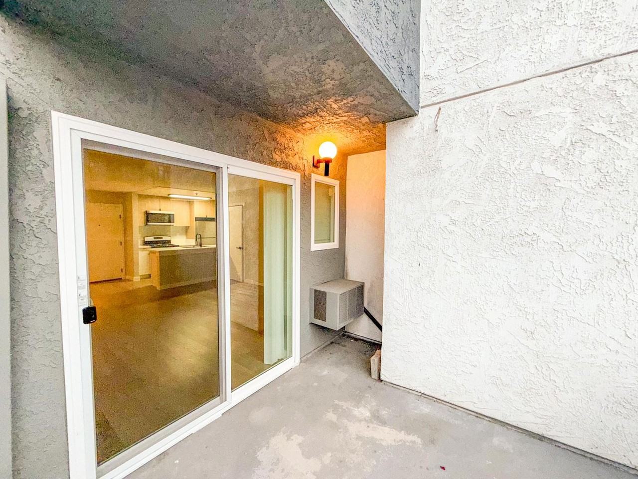 1400 Venice Blvd. - Photo 2 of 37