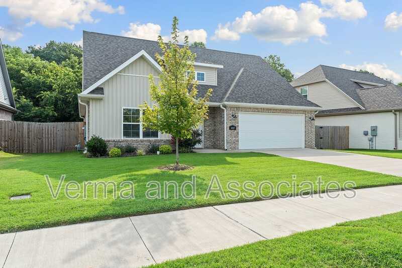 4407 Sw Bison St - Photo 2 of 36